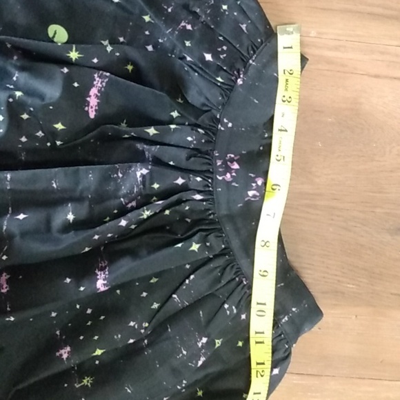 Pinup Couture Skirt XS Disney Villain Evil Castle - Picture 3 of 5